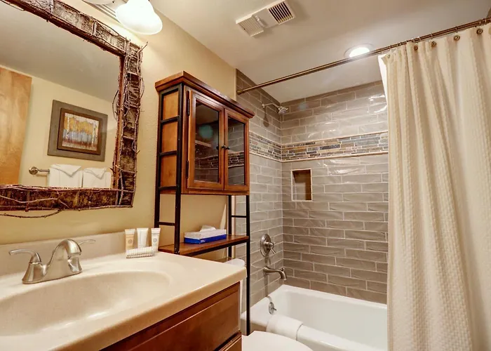 Wl406b West Apartment *