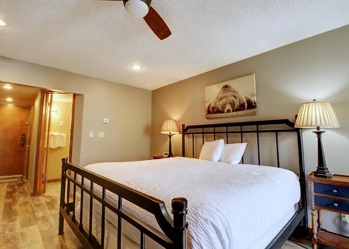 Wl406b West Apartment
